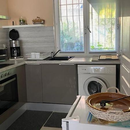 Chez Sabine Et Pascal Apartment Мейзио Екстериор снимка