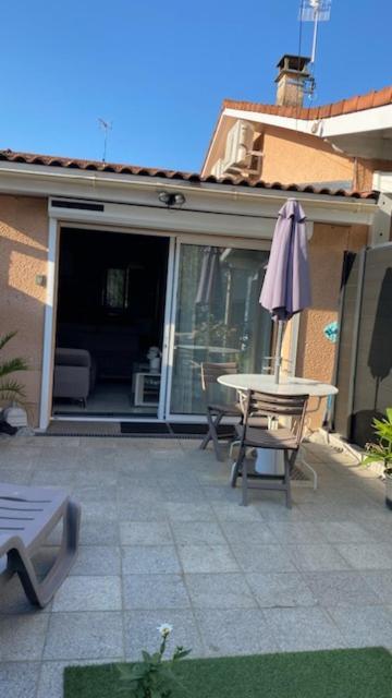Chez Sabine Et Pascal Apartment Мейзио Екстериор снимка