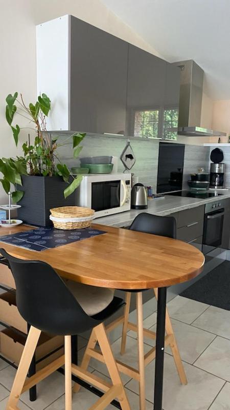 Chez Sabine Et Pascal Apartment Мейзио Екстериор снимка